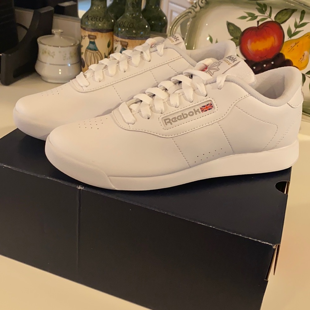 New! Reebok Princess Size 7.5!